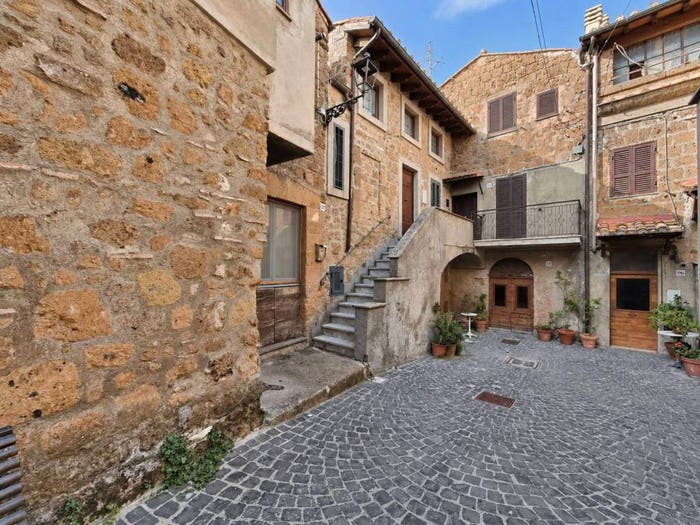 Casa trilocale in vendita in Centro, Barbarano Romano
