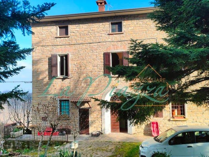 Casa con 6 locali in vendita in Via Colombarina, Casola Valsenio