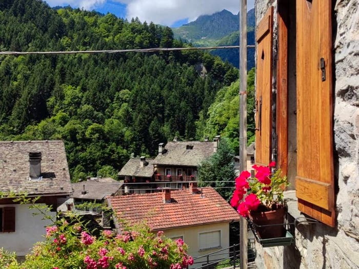 Casa quadrilocale in vendita in Strada Provinciale Valsermenza, Fervento, Boccioleto