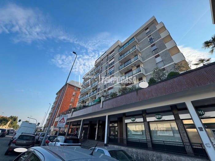 Appartamento bilocale in vendita in Via Milano, Baranzate