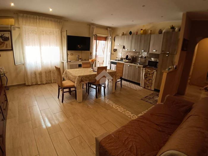 Appartamento quadrilocale in vendita in Via Aloisio Juvara, Montepellegrino, Palermo