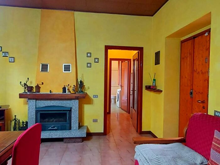 Appartamento trilocale in vendita in Vicolo San Vincenzo, Centro, Arluno
