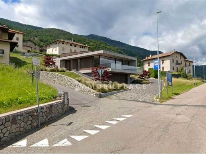 Casa con 6 locali in vendita in Via Strada per Mechel, Mechel, Cles