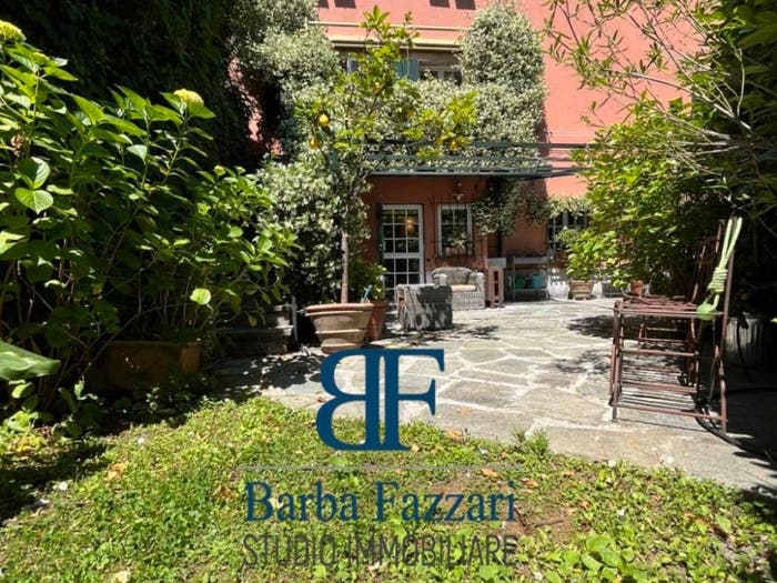 Casa con 6 locali in vendita in Via Vernazza, San Martino, Genova