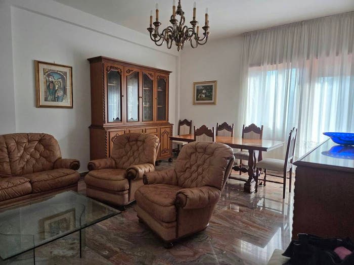 Appartamento con 6 locali in vendita in Via Lussemburgo, Pettino Cansatessa, L'Aquila