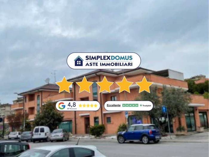 Appartamento quadrilocale in vendita in Via Urbino, Monte Urano
