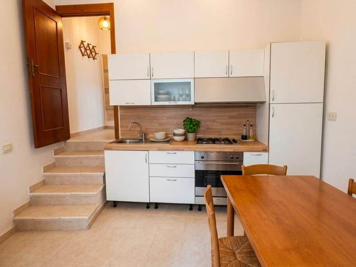 Casa con 6 locali in vendita in Via Novembre, Pattada