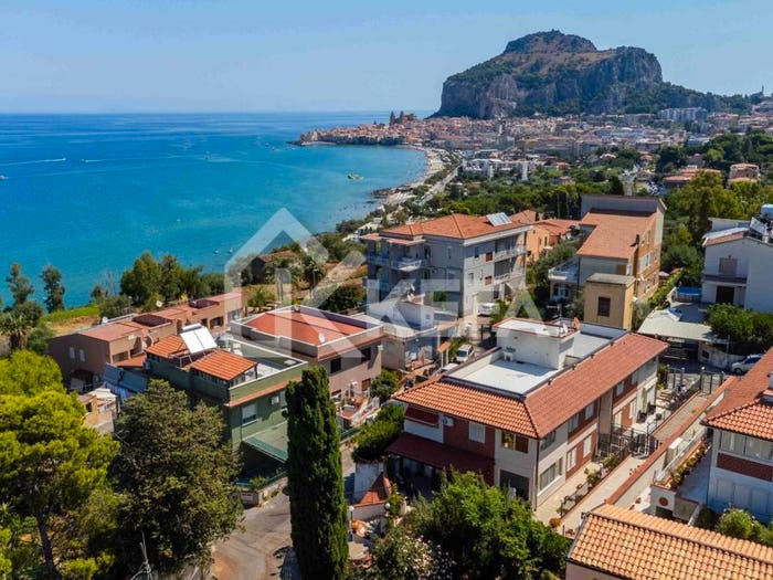Casa con 5 locali in vendita in Via Gilda Lo Forti, Centro, Cefalù