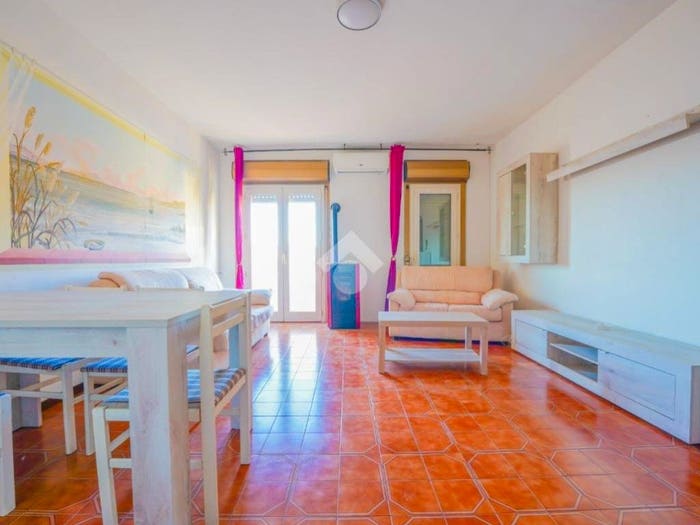 Appartamento trilocale in vendita in Piazza Ennio Roych, Centro Storico, Olbia