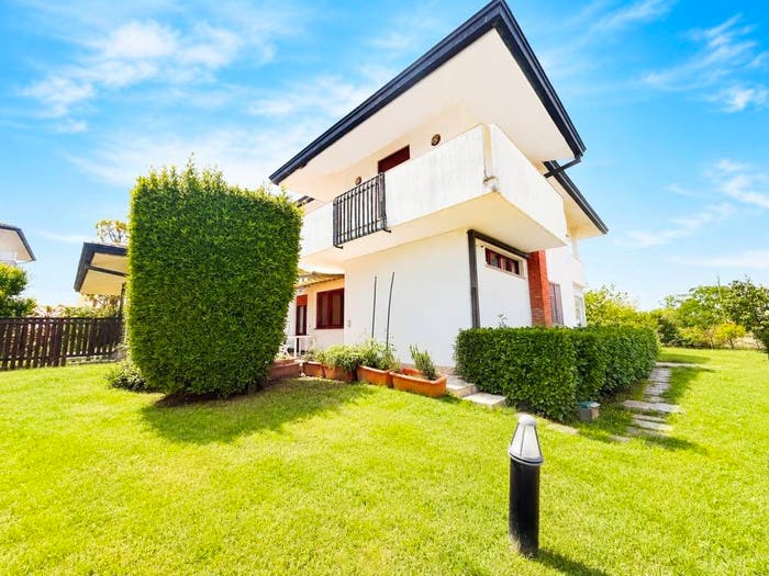 Casa con 6 locali in vendita in Via Treviglio, Badalasco, Fara Gera d'Adda