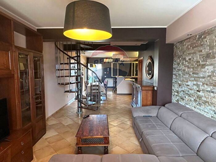 Appartamento quadrilocale in vendita in Via Giuseppe Fava, Piano Tavola, Belpasso