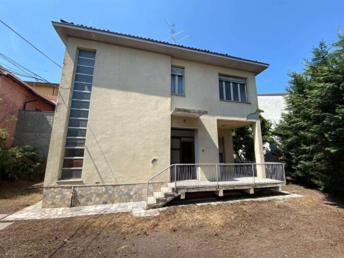 Casa con 6 locali in vendita in Via Lega Lombarda, Centro, Sant'Angelo Lodigiano