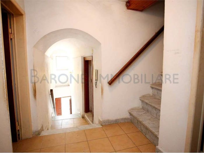 Appartamento con 6 locali in vendita in via grany, Gragnana Sorgnano Torano, Carrara