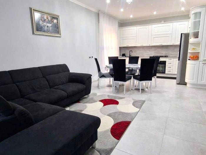 Casa con 5 locali in vendita in Via Affranio Albonesi, Fossarmato Riso Scotti, Pavia