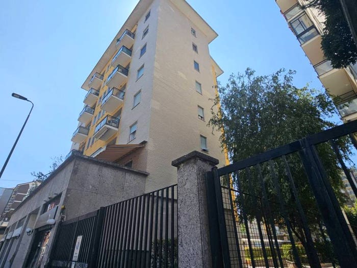 Appartamento bilocale in vendita in Via Tito Livio, Lodi Brenta, Milano