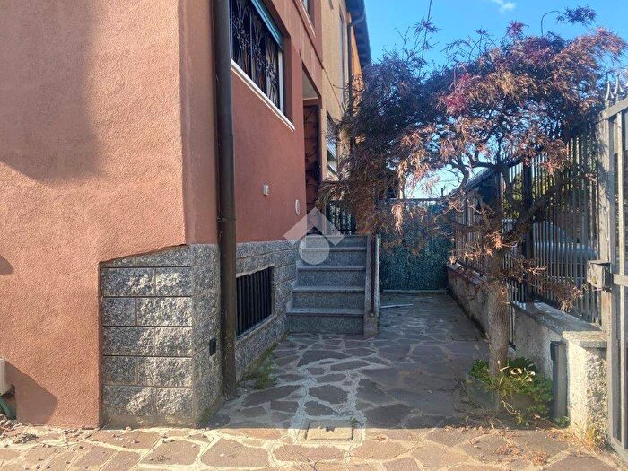 Casa trilocale in vendita in Via Antonio Pacinotti, Ravello Villastanza Villapia, Parabiago