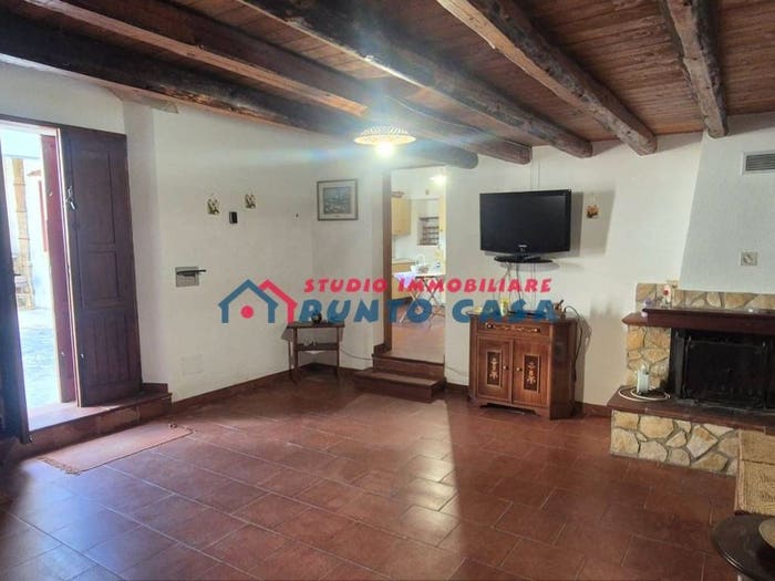 Casa quadrilocale in vendita in Via dell'Orzo, Chiesanuova, Valderice