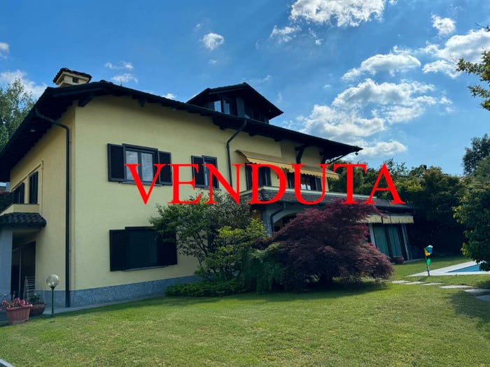 Casa con 6 locali in vendita in Mirabello, Bodio, Bodio Lomnago