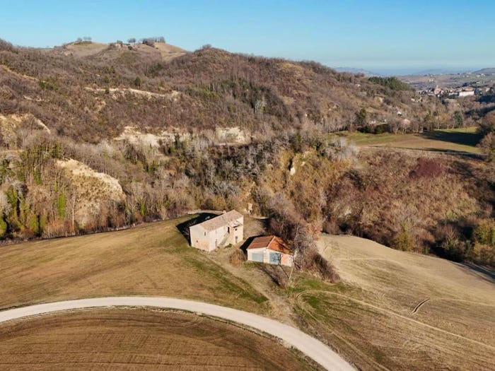Casa con 5 locali in vendita in contrada Tesino, Rotella