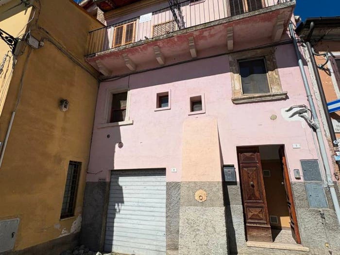 Casa trilocale in vendita in Via della Trinità, Centro, Scurcola Marsicana