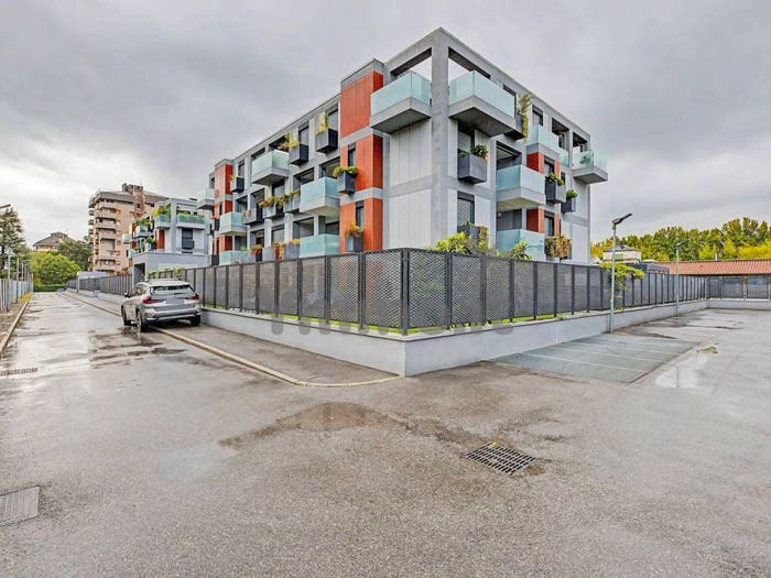 Appartamento trilocale in vendita in Via Roma, Centro, Garbagnate Milanese