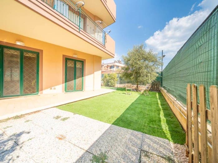 Appartamento trilocale in vendita in Via Cagnano Amiterno, Castelverde, Roma