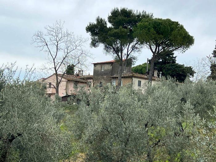Casa con 5 locali in vendita in Via del Poggione, Collesalvetti