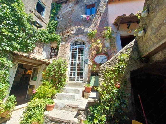 Appartamento monolocale in vendita in Via tripoli, Calcata