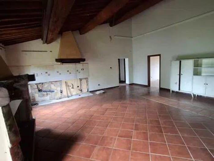 Casa quadrilocale in vendita in Via Delle Colline, Valtriano, Fauglia