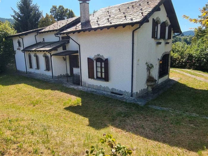 Casa con 6 locali in vendita in Via San Rocco, San Fedele Intelvi, Centro Valle Intelvi