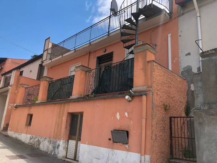 Casa trilocale in vendita in Via Palmentelli, Patti