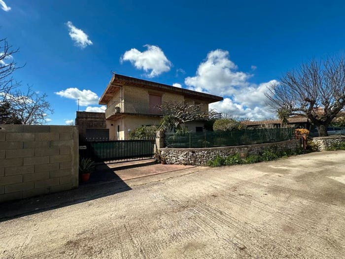 Casa con 6 locali in vendita in Via Vanella, Modica Sorda, Modica
