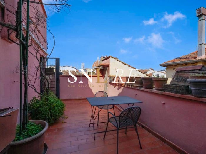 Appartamento con 6 locali in vendita in Via dei Pandolfini, Signoria Uffizi, Firenze