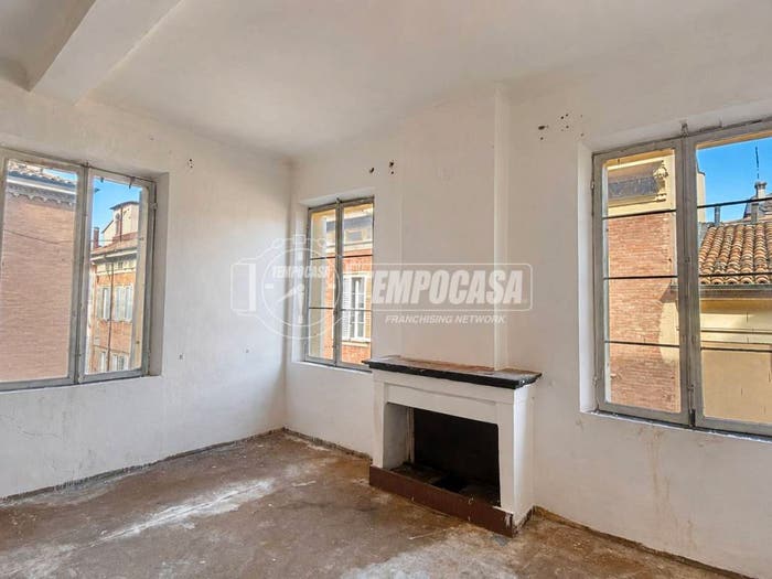 Appartamento trilocale in vendita in Rua del Muro, Centro Storico, Modena