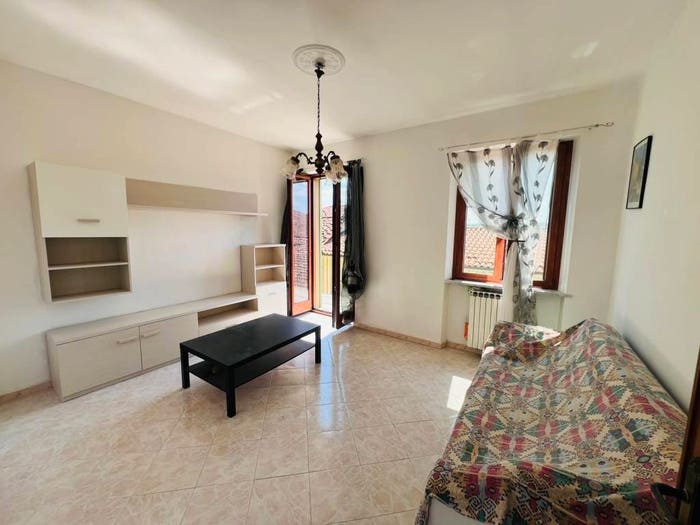 Appartamento trilocale in vendita in Via Giancarlo Aliberti, Centro Storico, Asti