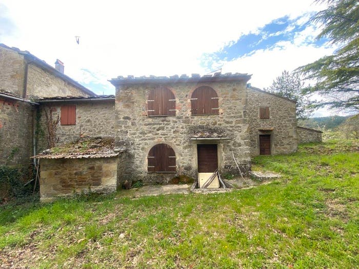 Casa con 5 locali in vendita in Strada Provinciale Valdarno Casentinese, Talla