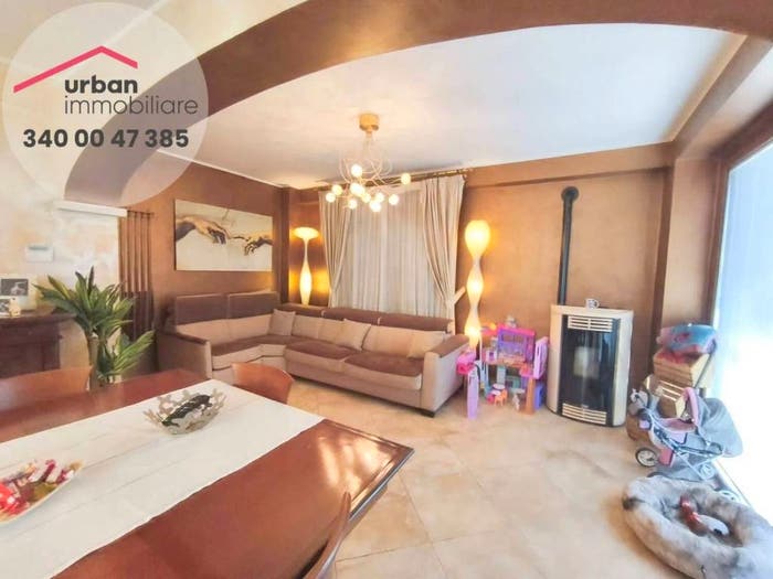 Casa con 6 locali in vendita in Via Sant'Onofrio, Torretta Torrione, L'Aquila