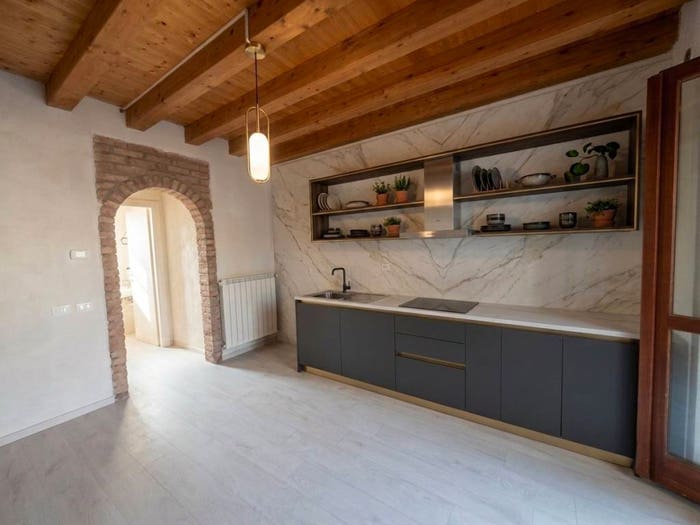 Appartamento bilocale in vendita in Via Martinella, Redona, Bergamo