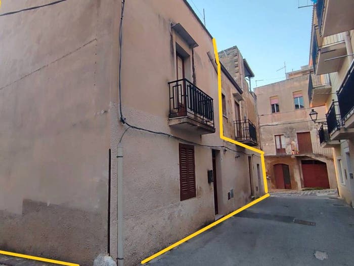 Casa con 6 locali in vendita in Via Giuseppe Mazzini, Sambuca di Sicilia