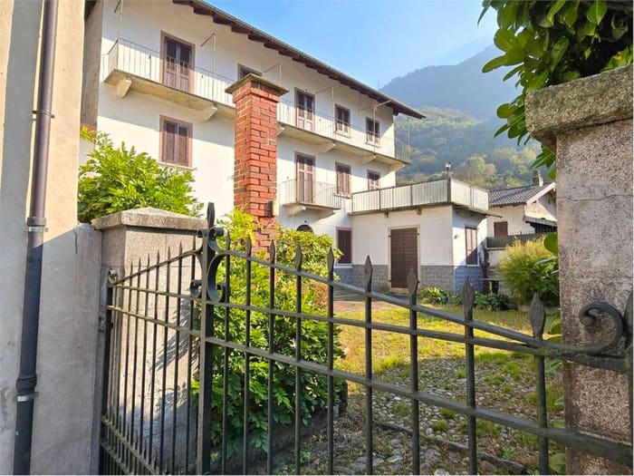 Casa con 6 locali in vendita in Frazione Migiandone, Gabbio, Ornavasso