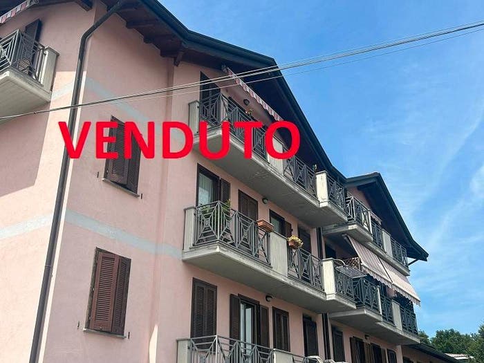 Appartamento trilocale in vendita in Via Monte Leone, Crenna Bettolino, Gallarate