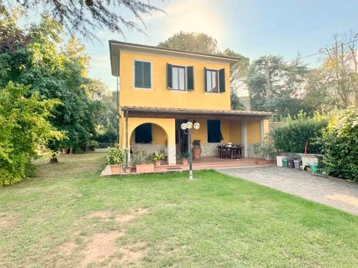 Casa con 5 locali in vendita in Via del Cimitero di Vicopelago, Massa Pisana Vicopelago, Lucca