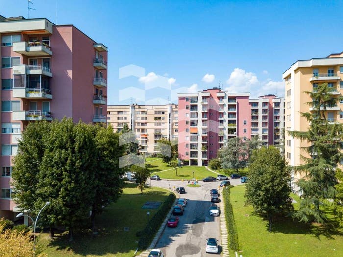Appartamento quadrilocale in vendita in via Sporting Mirasole, Noverasco Sporting Mirasole, Opera