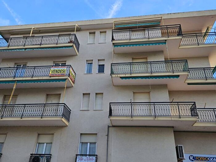 Appartamento bilocale in vendita in Viale della Repubblica, Centro, Pietra Ligure