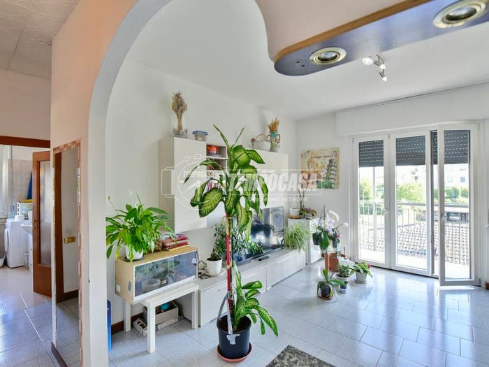 Appartamento trilocale in vendita in Via A Vivaldi, Vighizzolo Cascina Varenna, Cantù