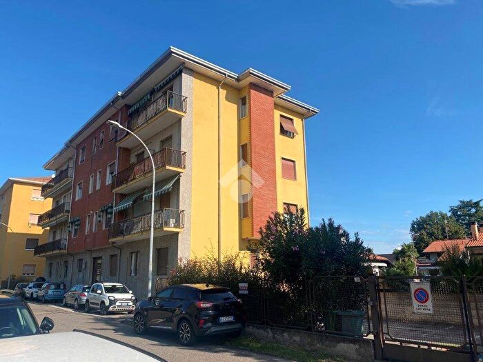 Appartamento bilocale in vendita in Via Filippo Turati, Centro, Parabiago