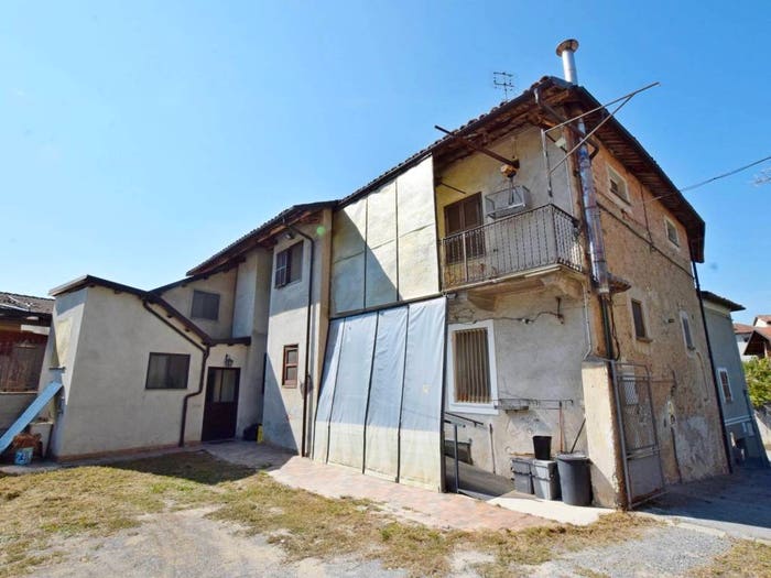 Casa con 6 locali in vendita in Via Bernardino Viglione, Centro, Mombasiglio