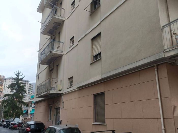 Appartamento bilocale in vendita in Via Mantova, Molassana, Genova