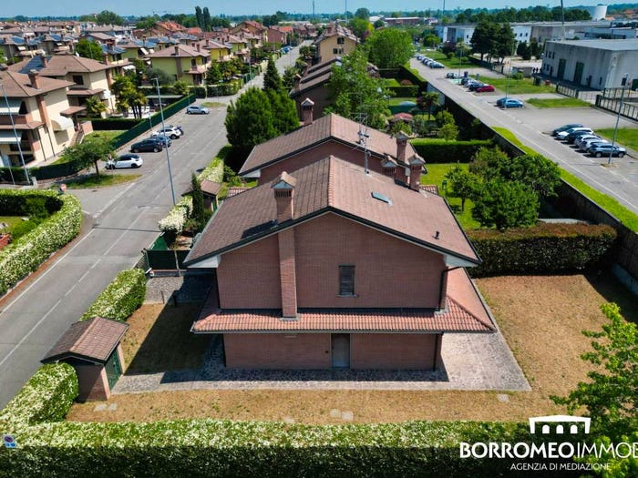 Casa con 5 locali in vendita in Via Alessandro Volta, Centro, Dresano