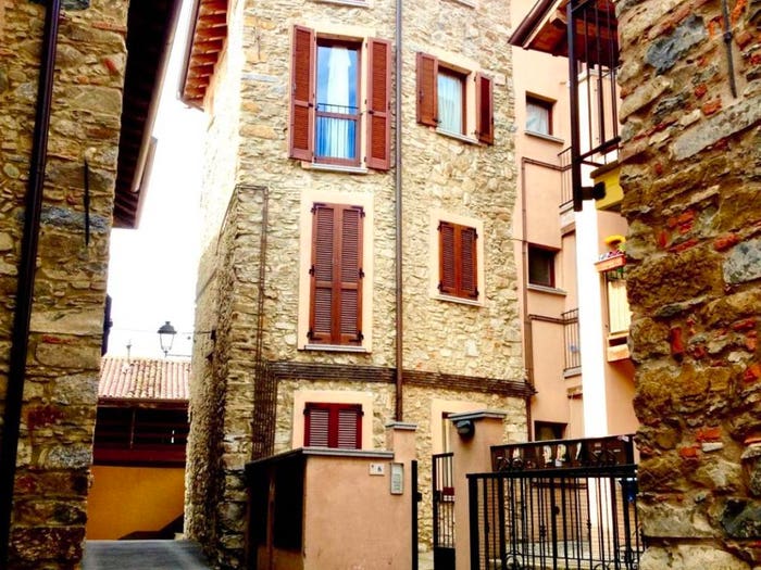 Appartamento bilocale in vendita in Vicolo Aosta, Ravellino, Colle Brianza